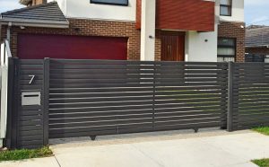Custom Built Fences Aluminium Grey Fence 300x186